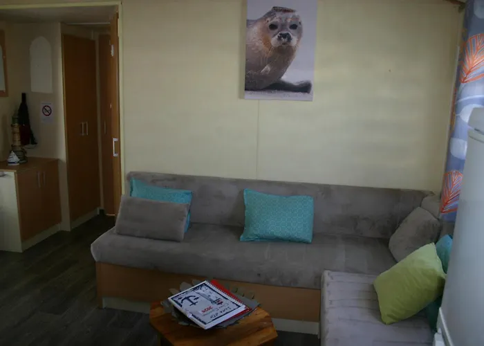 Chez Eponine Campeggio *