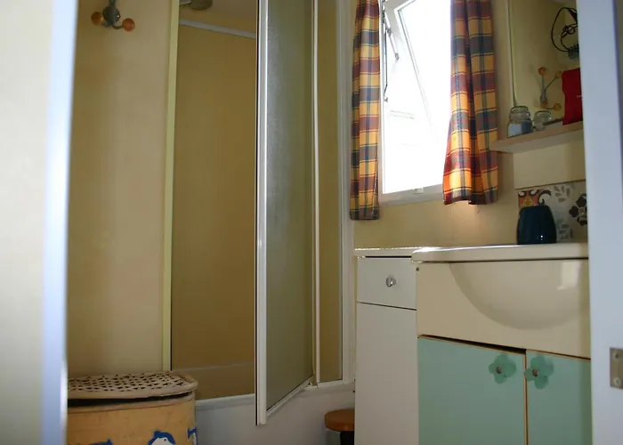 Chez Eponine Campeggio *